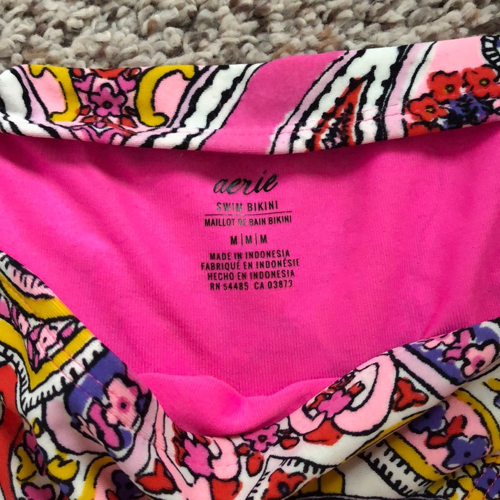 Pink bikini - Picture 3 of 5